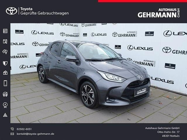 Grau Neu 2025 Toyota Yaris Hybrid Limousine | 27.890 € (Fairer Preis) - Bild 1/4