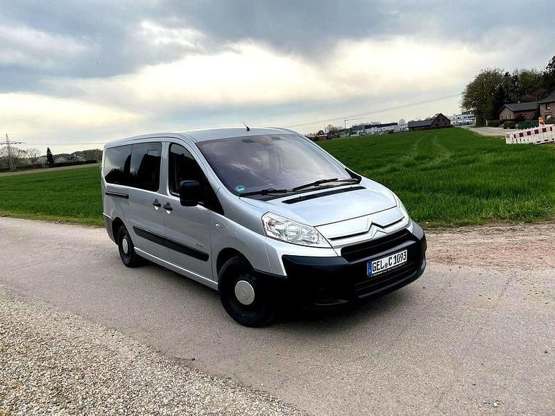 Second-hand Citroën Jumpy 120 CP (88 kW) 2007 Argintiu Monovolum