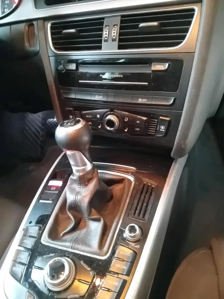Używany Audi A4 160 KM (117 kW) 2012 Czarny Kombi