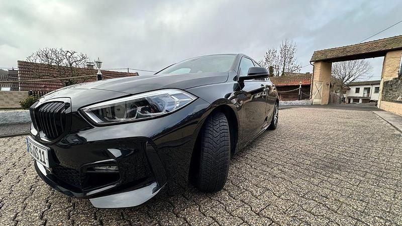 Gebraucht BMW 120 M Sport 178 PS (130 kW) 2021 Schwarz Kleinwagen