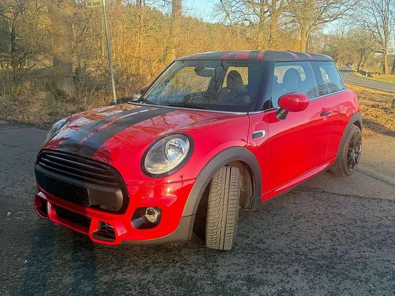 Gebraucht Mini John Cooper Works 102 PS (75 kW) 2020 Rot Kleinwagen