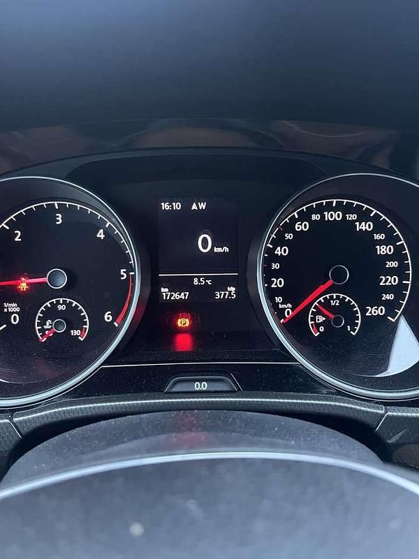 Gebraucht VW Touran Join 116 PS (85 kW) 2018 Schwarz Van / Kleinbus