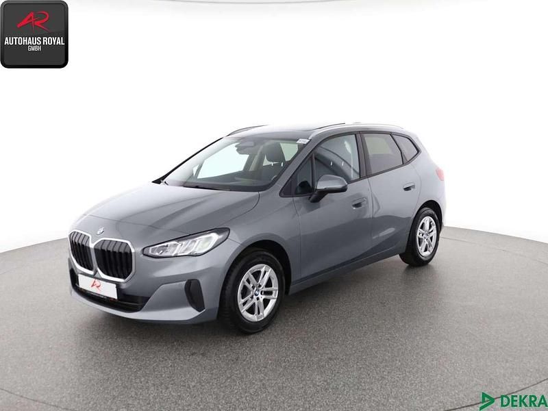 Skyscraper grau Gebraucht 2022 BMW 220 Active Tourer Van / Kleinbus | 23.880 € (Fairer Preis) - Bild 1/4