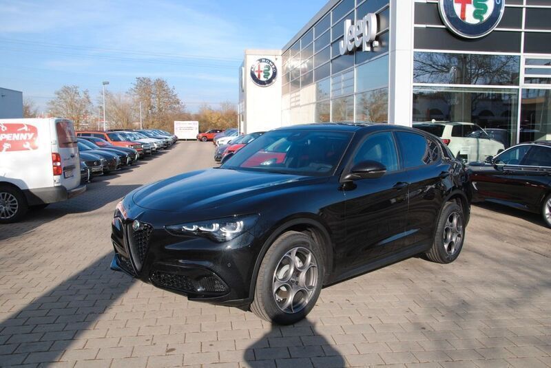 Nero vulcano Gebraucht 2022 Alfa Romeo Stelvio Sprint SUV | 48.980 € - Bild 1/4