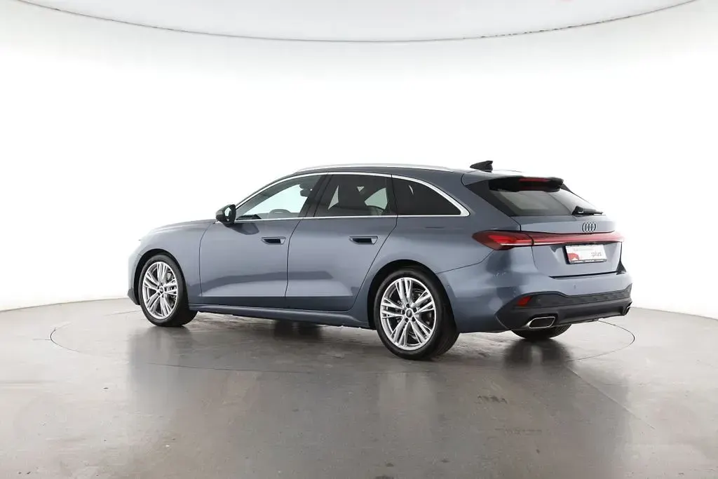 Gebraucht Audi A5 Comfort 150 PS (110 kW) 2025 Horizontblau Kombi