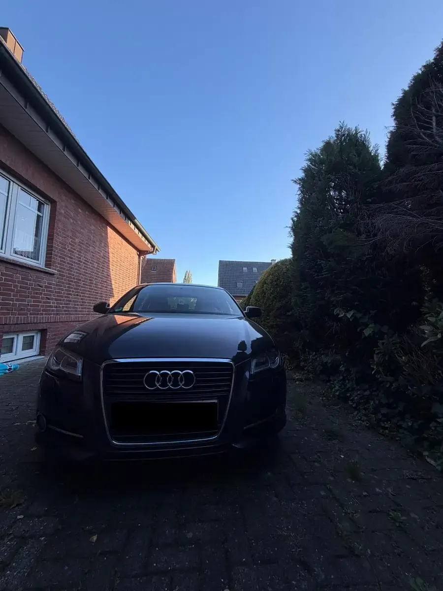 Gebraucht Audi A3 101 PS (74 kW) 2011 Grau Kleinwagen