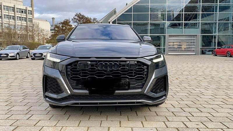 Grau Gebraucht 2020 Audi RS Q8 Sport SUV | 92.000 € (Guter Preis) - Bild 1/4