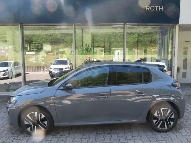 Gebraucht Peugeot 208 Allure 110 PS (80 kW) 2026 Grau Kleinwagen