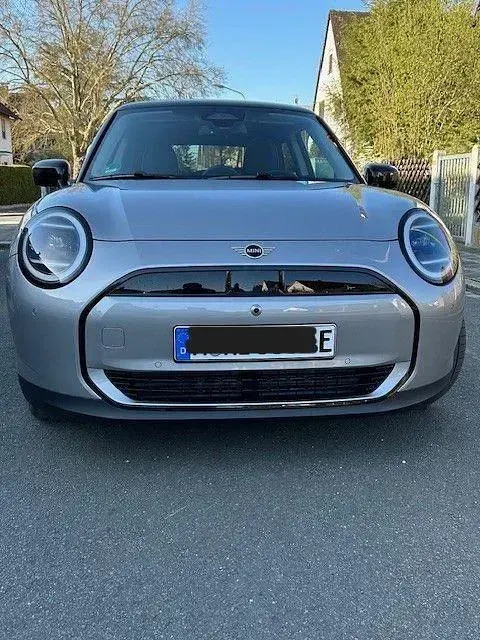 Usado Mini Cooper 135 kW (184 HP) 2024 Prateado Citadino