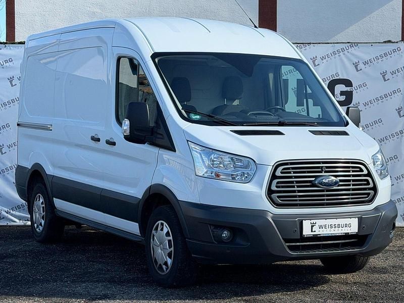 Gebraucht Ford Transit Trend 131 PS (96 kW) 2018 Weiß Van / Kleinbus
