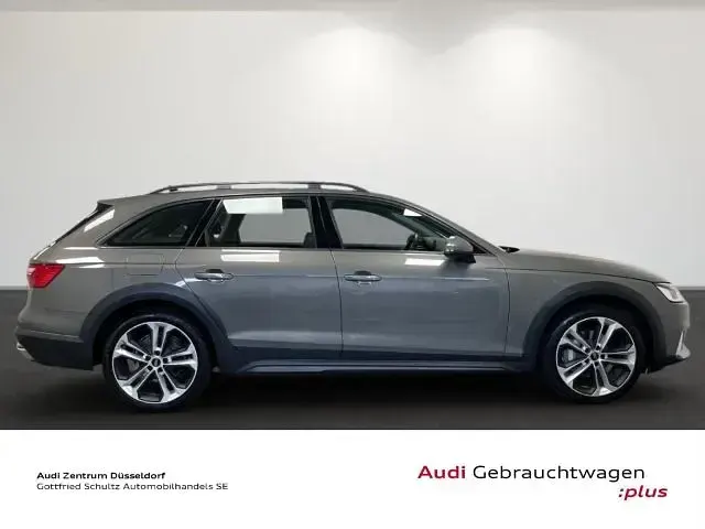 Gebraucht Audi A4 Sport 204 PS (150 kW) 2023 Grau Limousine