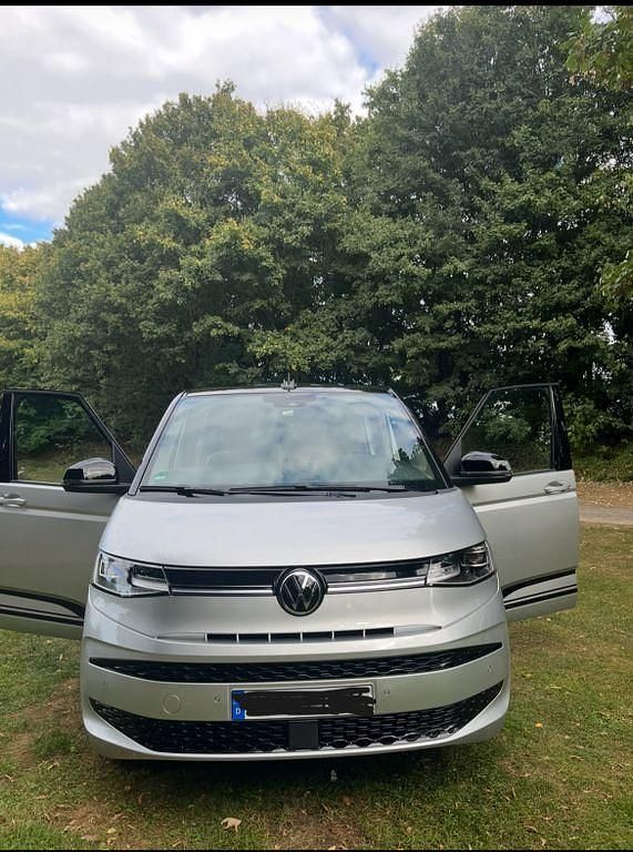 Silber Gebraucht 2024 VW T7 Edition Van | 59.950 € (Fairer Preis) - Bild 1/4