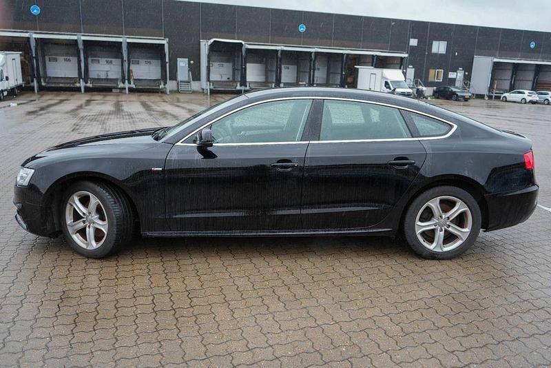 Gebraucht Audi A5 Sportback S-Line 144 PS (105 kW) 2016 Schwarz Kleinwagen