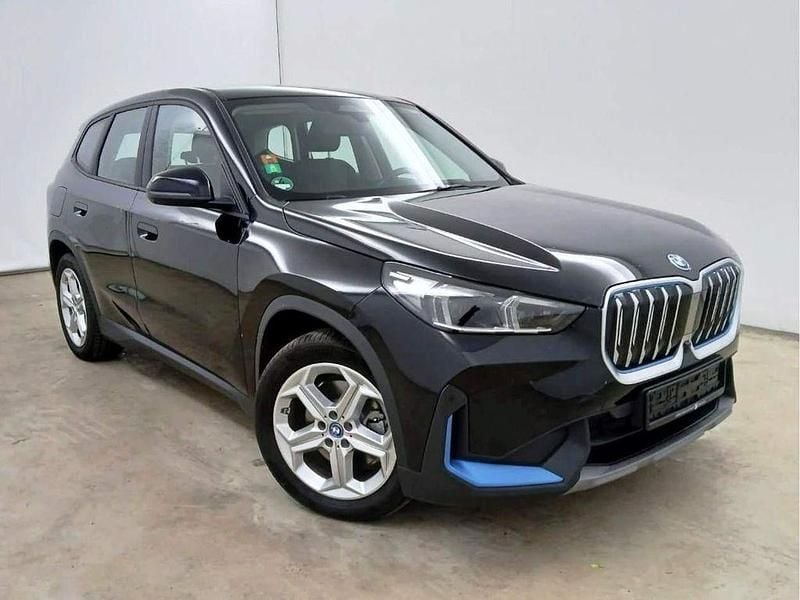 Gebraucht BMW iX1 Performance 230 kW (313 PS) 2023 Schwarz 2 SUV