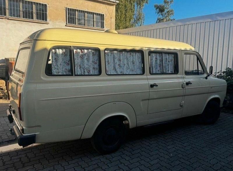 Gebraucht Ford Transit 77 PS (56 kW) 1983 Beige Van / Kleinbus