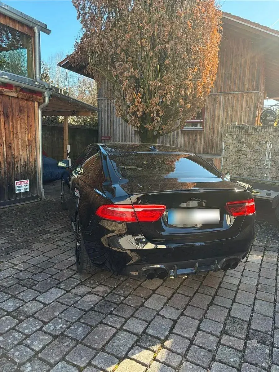 Gebraucht Jaguar XE S 340 PS (250 kW) 2016 Schwarz Limousine