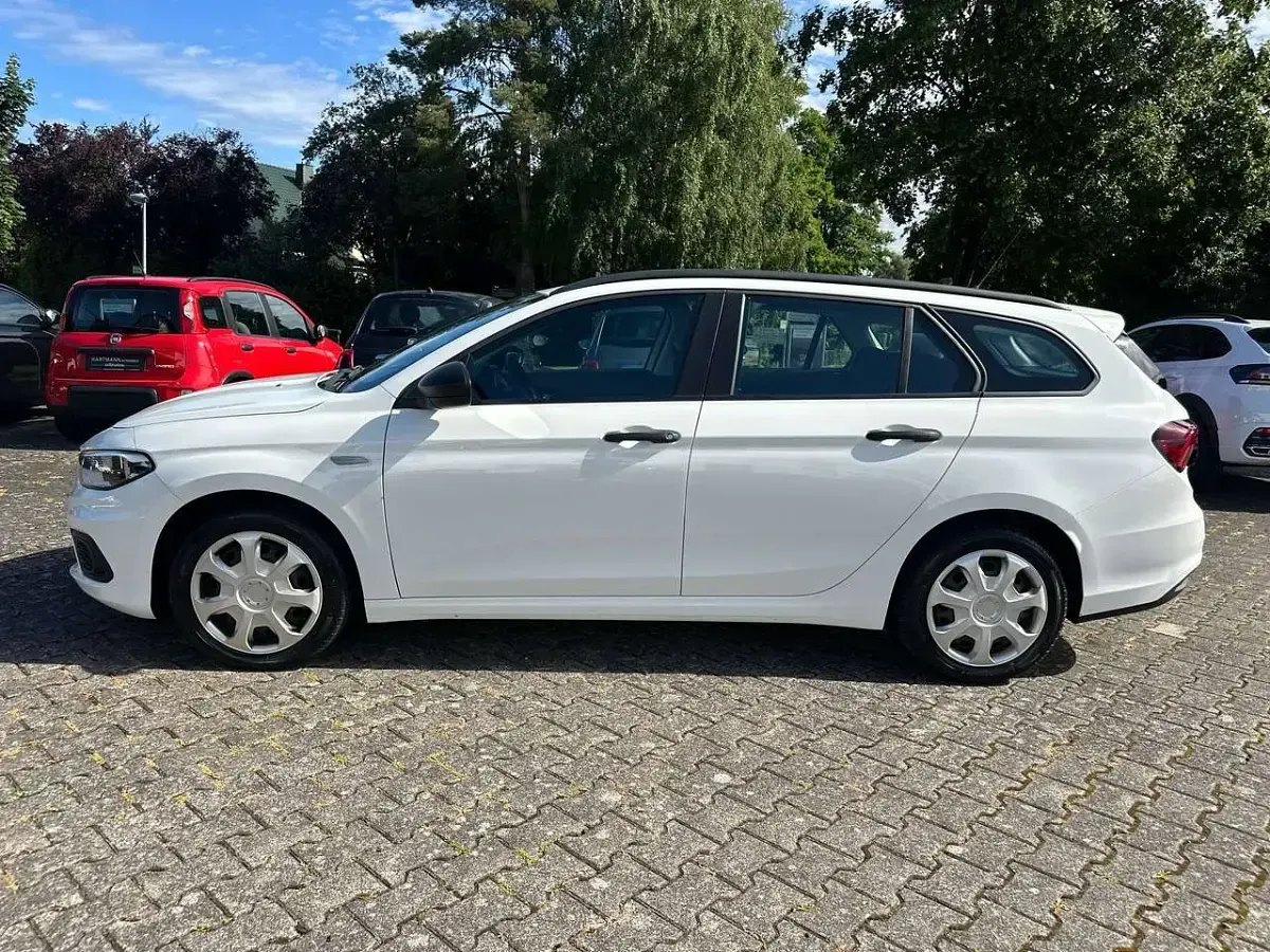 Gebraucht Fiat Tipo More 120 PS (88 kW) 2018 Bianco 249 Kombi
