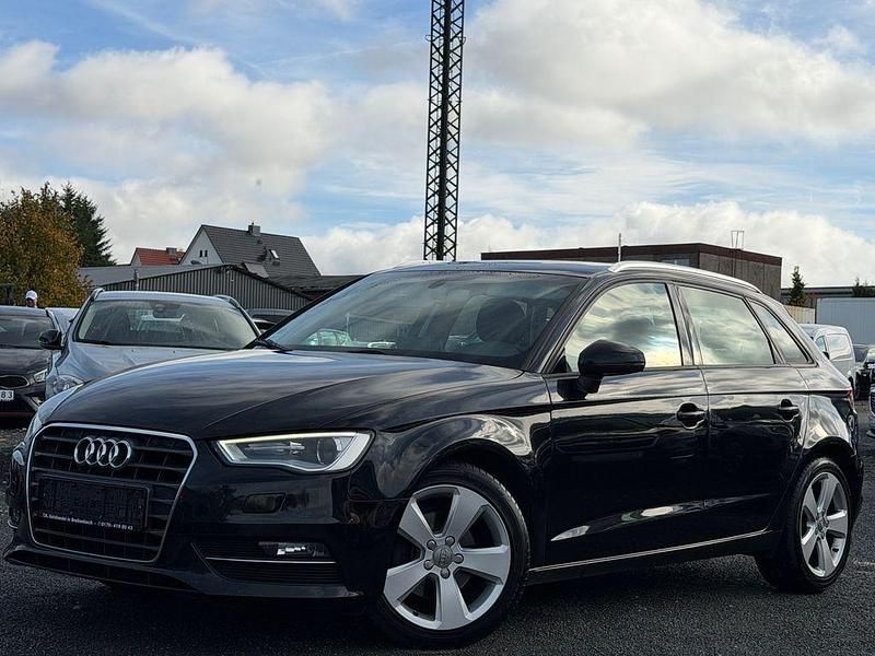Schwarz Gebraucht 2015 Audi A3 Ambition Limousine | 9.999 € (Superpreis) - Bild 1/4
