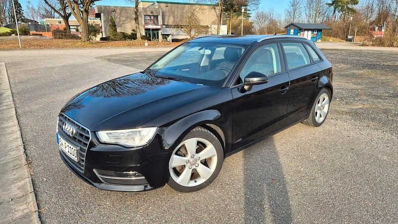 Gebraucht Audi A3 Ambition 125 PS (91 kW) 2015 Schwarz Limousine