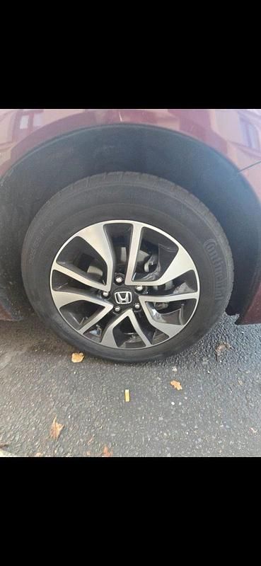 Gebraucht Honda Civic Executive 141 PS (103 kW) 2016 Rot Limousine