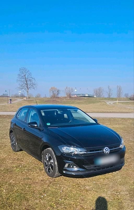 Gebraucht VW Polo Comfortline 75 PS (55 kW) 2017 Schwarz Kleinwagen