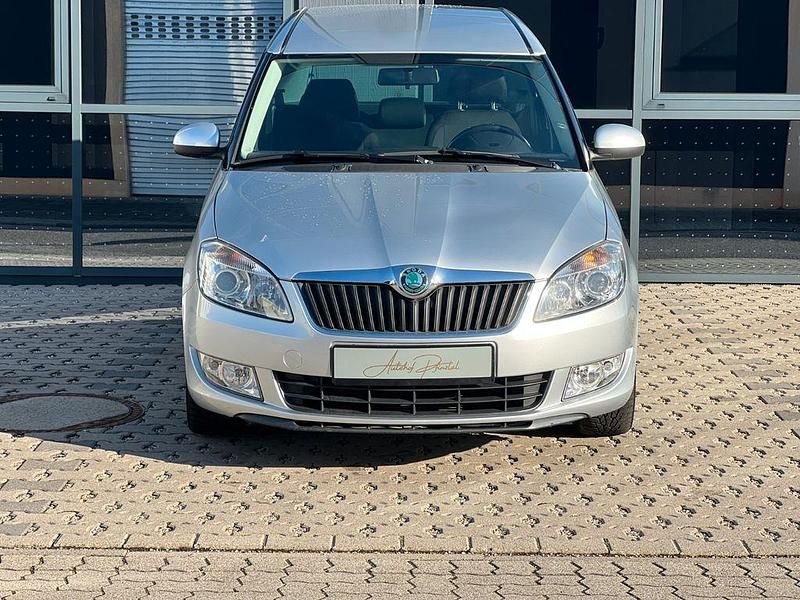 Gebraucht Skoda Roomster Comfort 86 PS (63 kW) 2010 Silber Van / Kleinbus