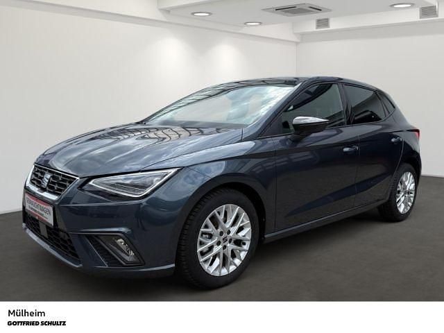 Grau Gebraucht 2024 Seat Ibiza FR Limousine | 22.700 € (Etwas zu teuer) - Bild 1/4