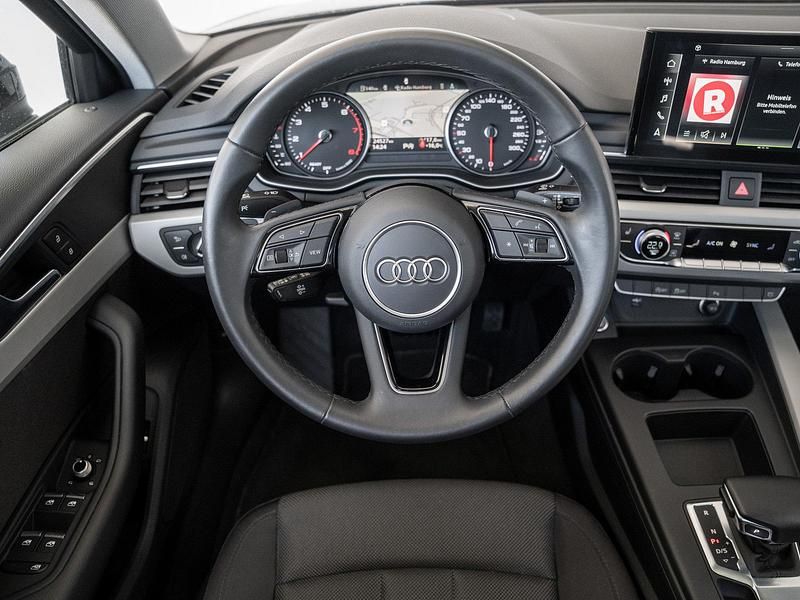 Gebraucht Audi A4 150 PS (110 kW) 2023 Schwarz Limousine