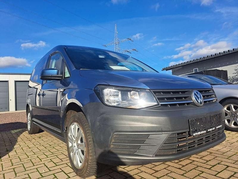 Acapulcoblau metallic Gebraucht 2018 VW Caddy Maxi Trendline Van / Kleinbus | 13.900 € (Fairer Preis) - Bild 1/4