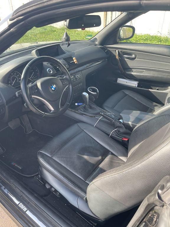 Gebraucht BMW 128 231 PS (169 kW) 2011 Schwarz Cabrio