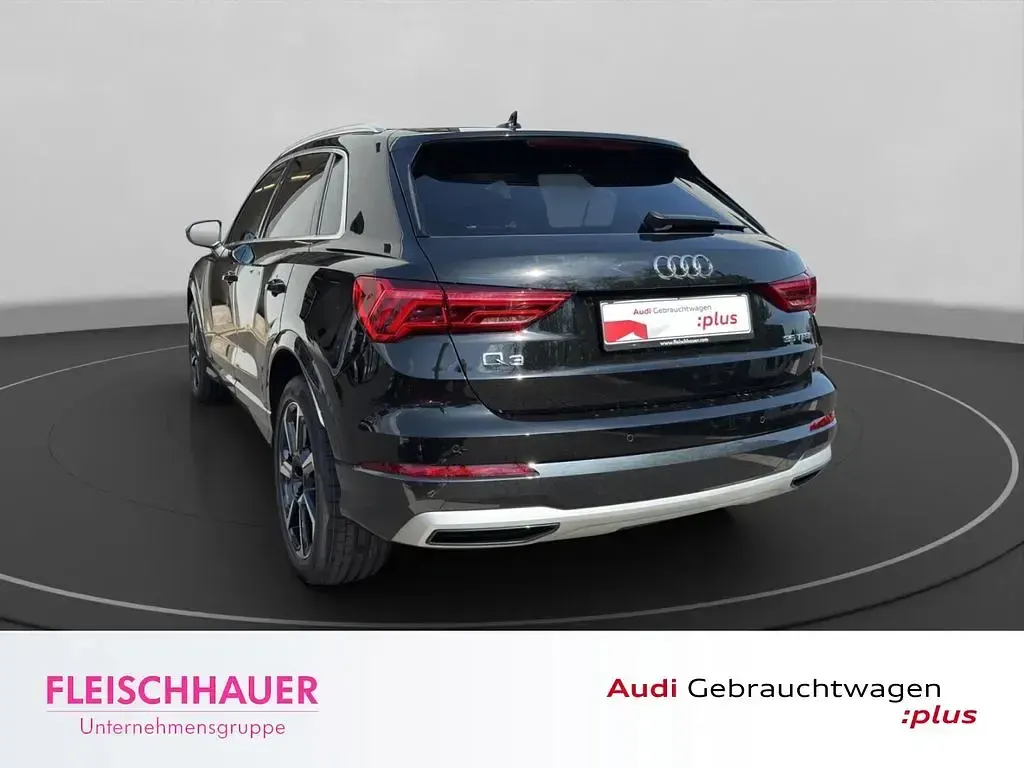 Gebraucht Audi Q3 Advanced 150 PS (110 kW) 2025 Schwarz SUV