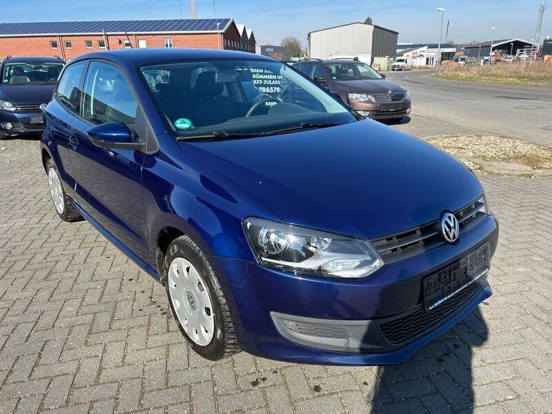 Blau Gebraucht 2011 VW Polo Comfortline Limousine | 4.980 € (Fairer Preis) - Bild 1/4