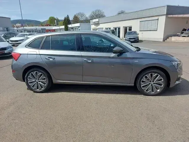 Gebraucht Skoda Scala Tour 110 PS (80 kW) 2020 Graphite grey metallic (metallic) Kleinwagen