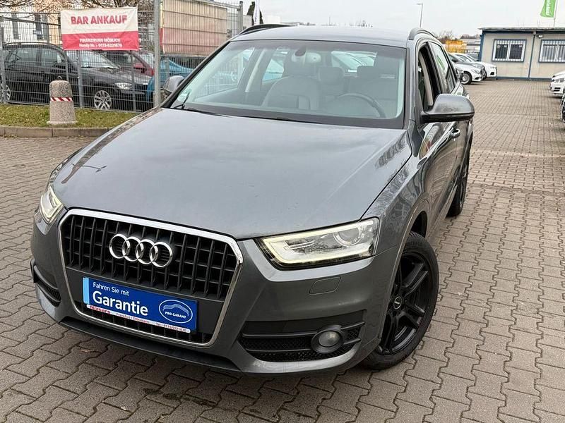 Gebraucht Audi Q3 Ambiente 150 PS (110 kW) 2014 Monsungrau SUV