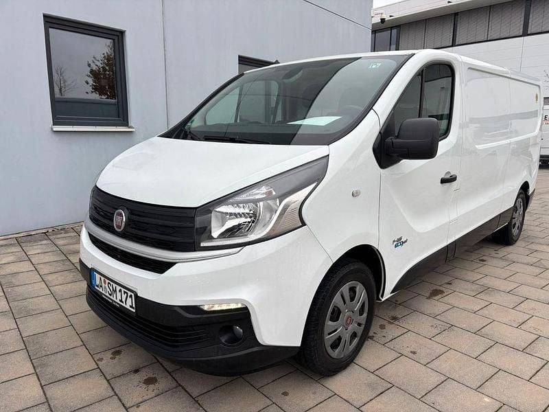 Gebraucht Fiat Talento 145 PS (106 kW) 2021 Weiß Van / Kleinbus