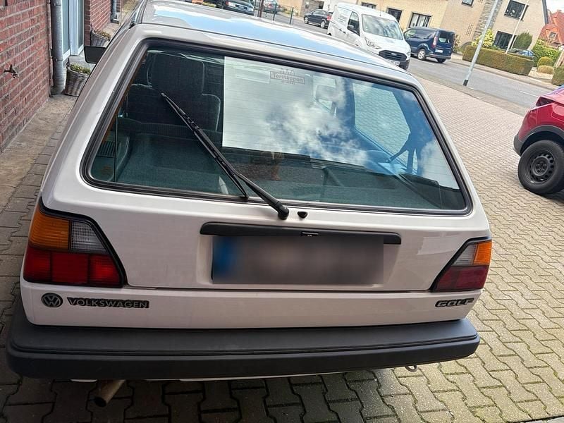 Second-hand VW Golf II 72 CP (52 kW) 1987 Alb Hatchback