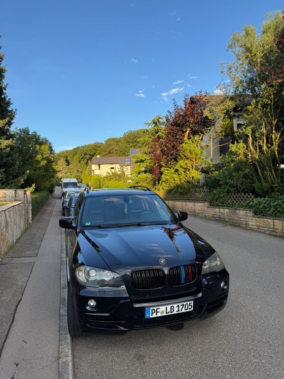 Schwarz Gebraucht 2009 BMW X5 SUV | 8.850 € (Fairer Preis) - Bild 1/4