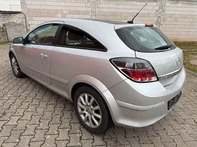 Gebraucht Opel Astra GTC 105 PS (77 kW) 2006 Silber Coupé