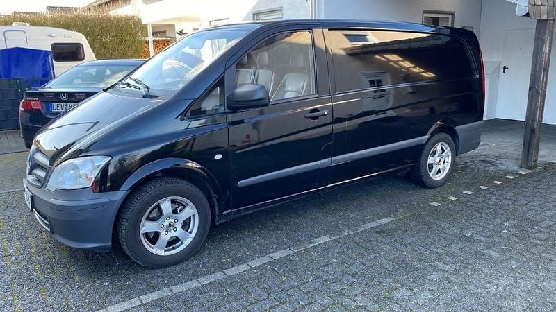 Gebraucht Mercedes Vito 136 PS (100 kW) 2013 Schwarz Van
