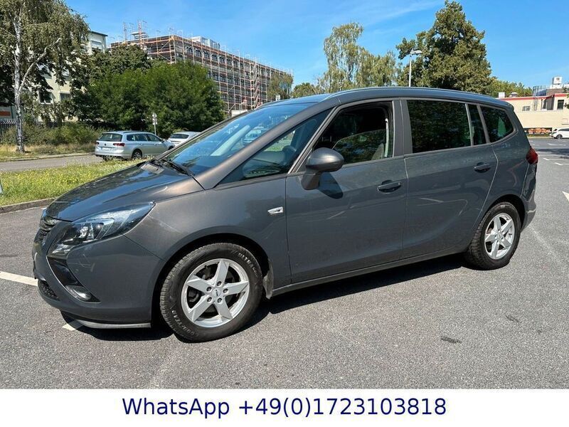 Gebraucht Opel Zafira 136 PS (100 kW) 2016 Grau metallic Van / Kleinbus