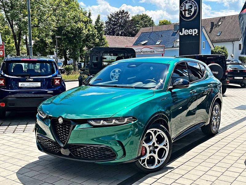 Grün Gebraucht 2023 Alfa Romeo Tonale Edizione Speciale SUV | 27.890 € (Etwas zu teuer) - Bild 1/4