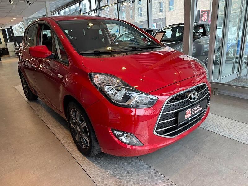 Gebraucht Hyundai ix20 YES! 125 PS (91 kW) 2017 Rot Kleinwagen