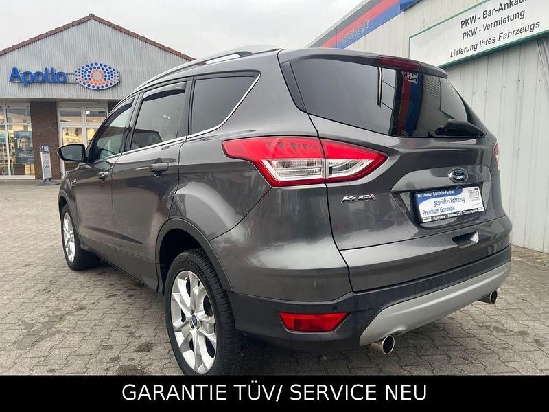 Gebraucht Ford Kuga Titanium 163 PS (119 kW) 2014 Grau SUV