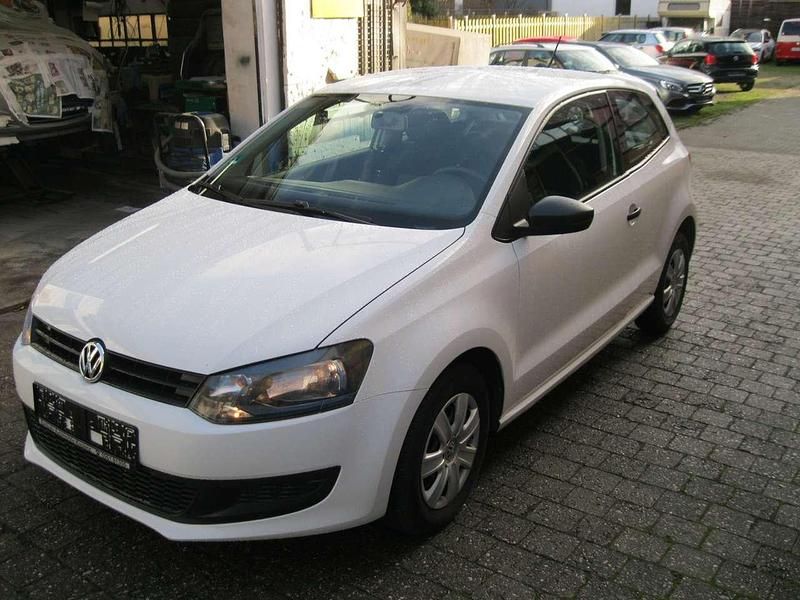 Gebraucht VW Polo Trendline 60 PS (44 kW) 2014 Weiß Limousine