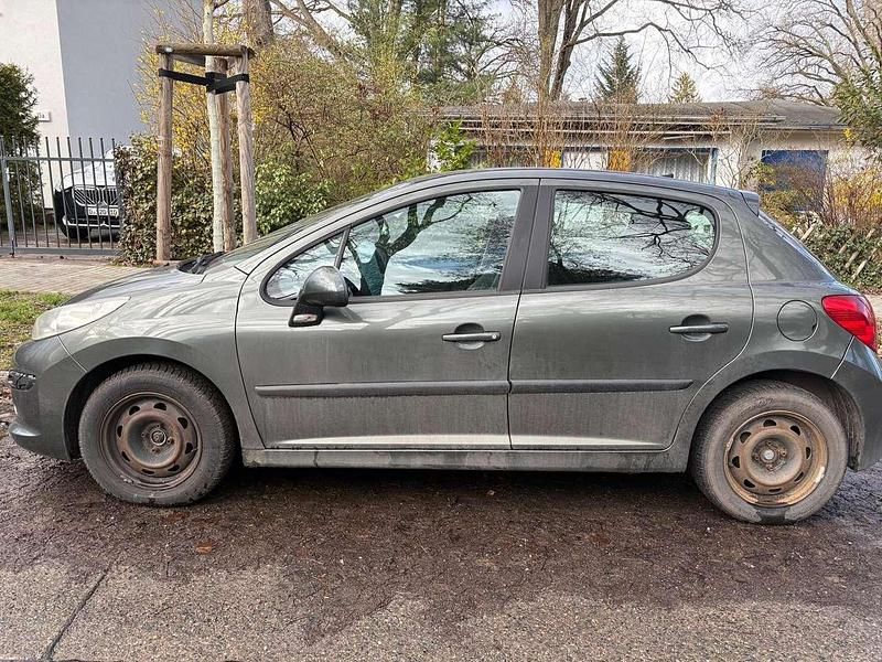Gebraucht Peugeot 207 90 PS (66 kW) 2009 Grün Kombi