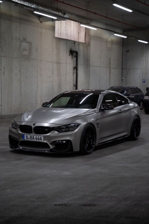 Weiß Gebraucht 2016 BMW M4 Performance Coupé | 47.900 € (Superpreis) - Bild 1/4