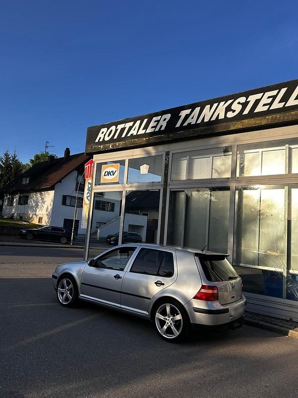 Gebraucht VW Golf IV 101 PS (74 kW) 2003 Grau Kleinwagen