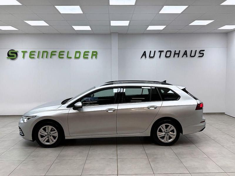 Gebraucht VW Golf VIII Life 116 PS (85 kW) 2021 Reflexsilber Kombi