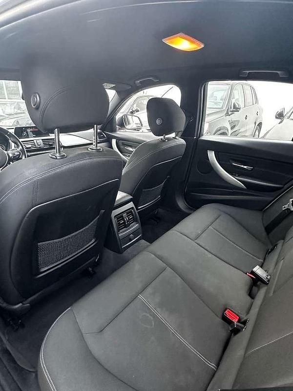 Gebraucht BMW 316 M Sport 136 PS (100 kW) 2014 Glaciersilber metallic Limousine