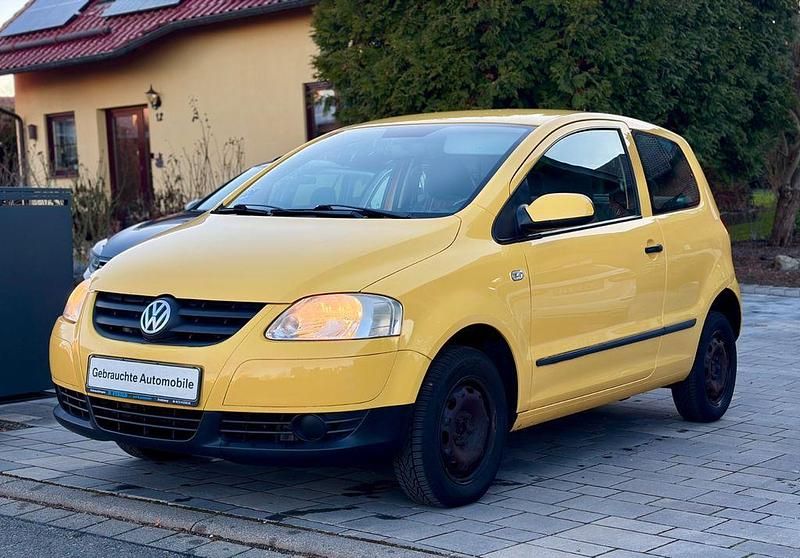 Usata VW Fox 54 CV (39 kW) 2005 Giallo Utilitaria